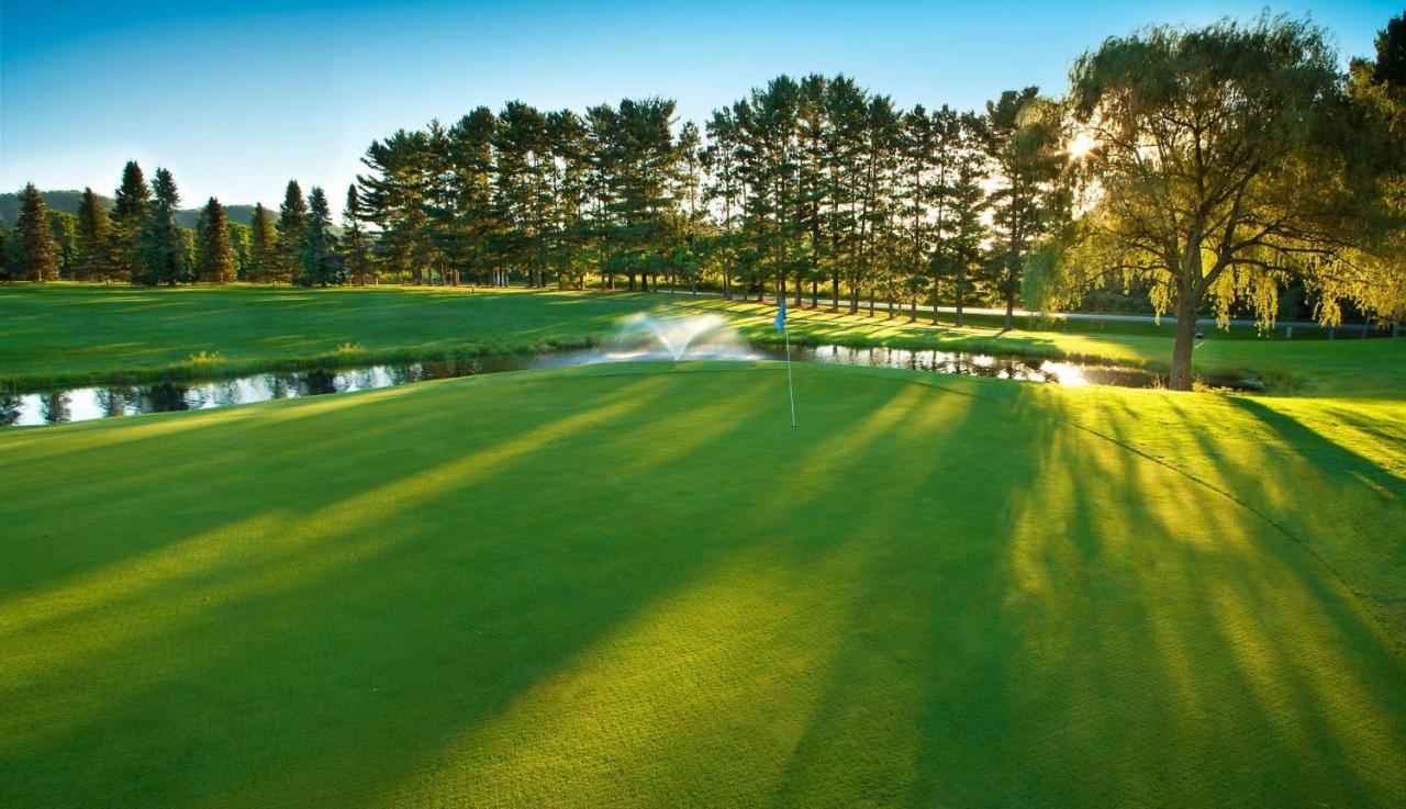 Bluegreen Vacations Christmas Mountain Village, An Ascend Resort Wisconsin Dells Eksteriør billede