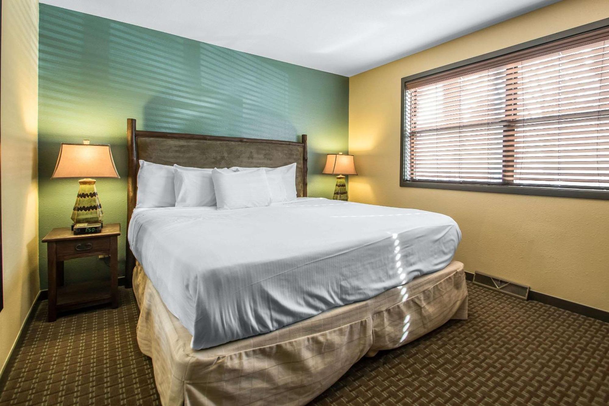 Bluegreen Vacations Christmas Mountain Village, An Ascend Resort Wisconsin Dells Eksteriør billede