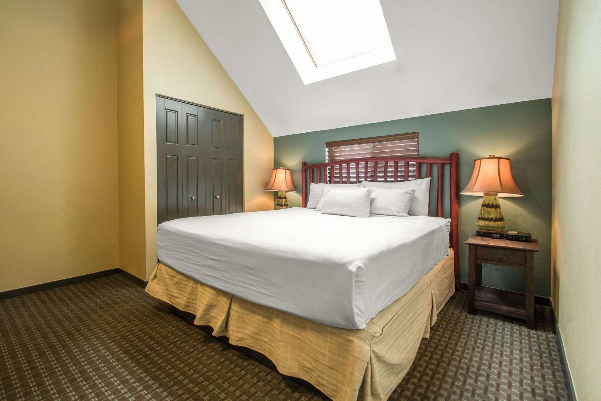 Bluegreen Vacations Christmas Mountain Village, An Ascend Resort Wisconsin Dells Eksteriør billede