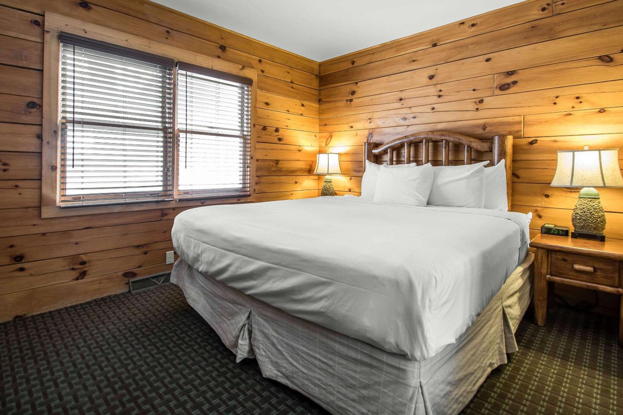 Bluegreen Vacations Christmas Mountain Village, An Ascend Resort Wisconsin Dells Eksteriør billede