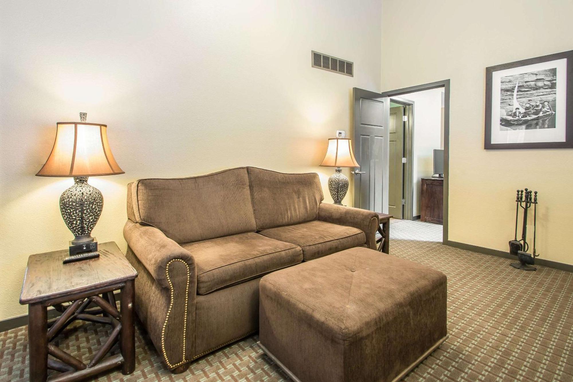 Bluegreen Vacations Christmas Mountain Village, An Ascend Resort Wisconsin Dells Eksteriør billede