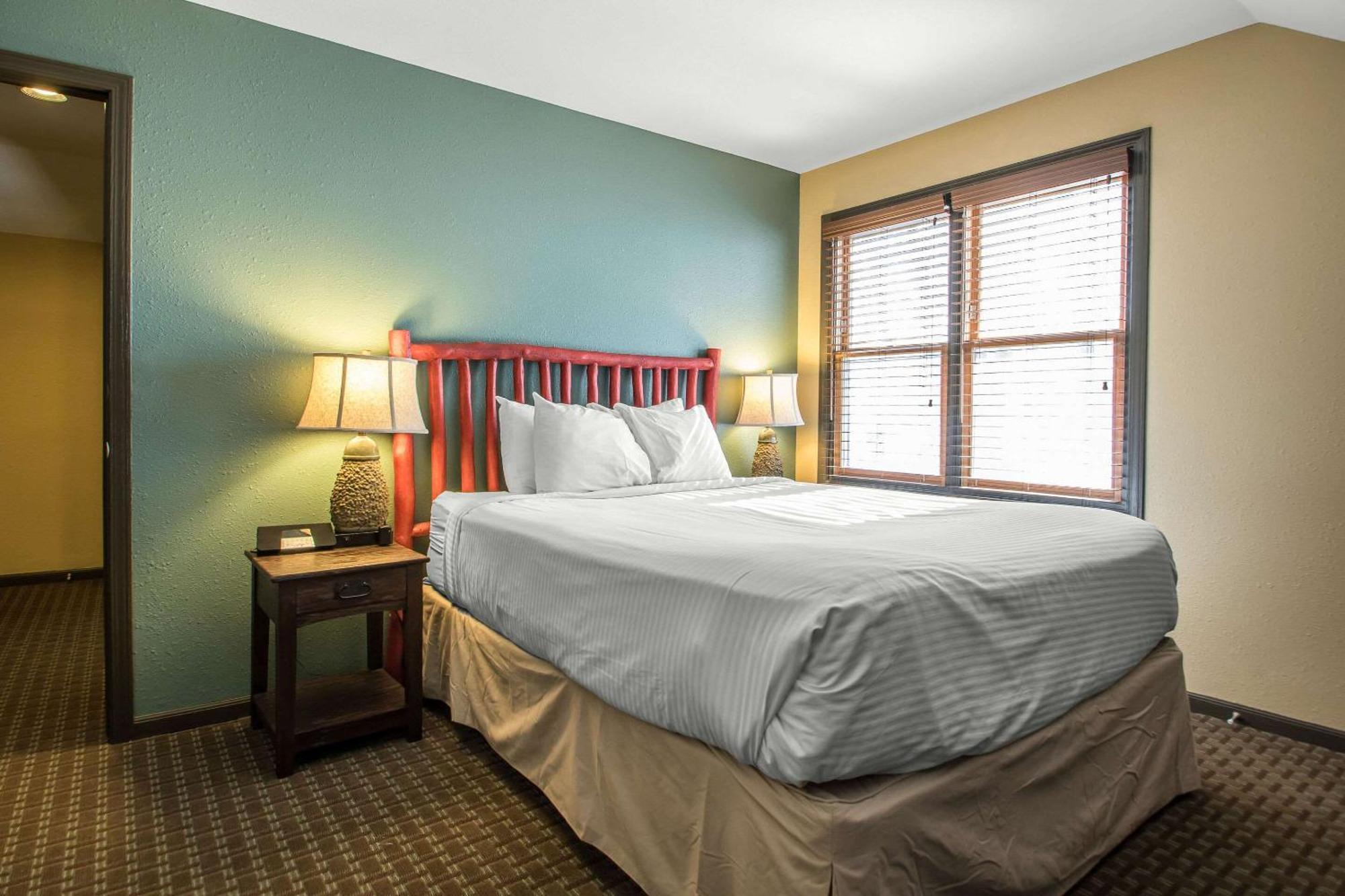 Bluegreen Vacations Christmas Mountain Village, An Ascend Resort Wisconsin Dells Eksteriør billede
