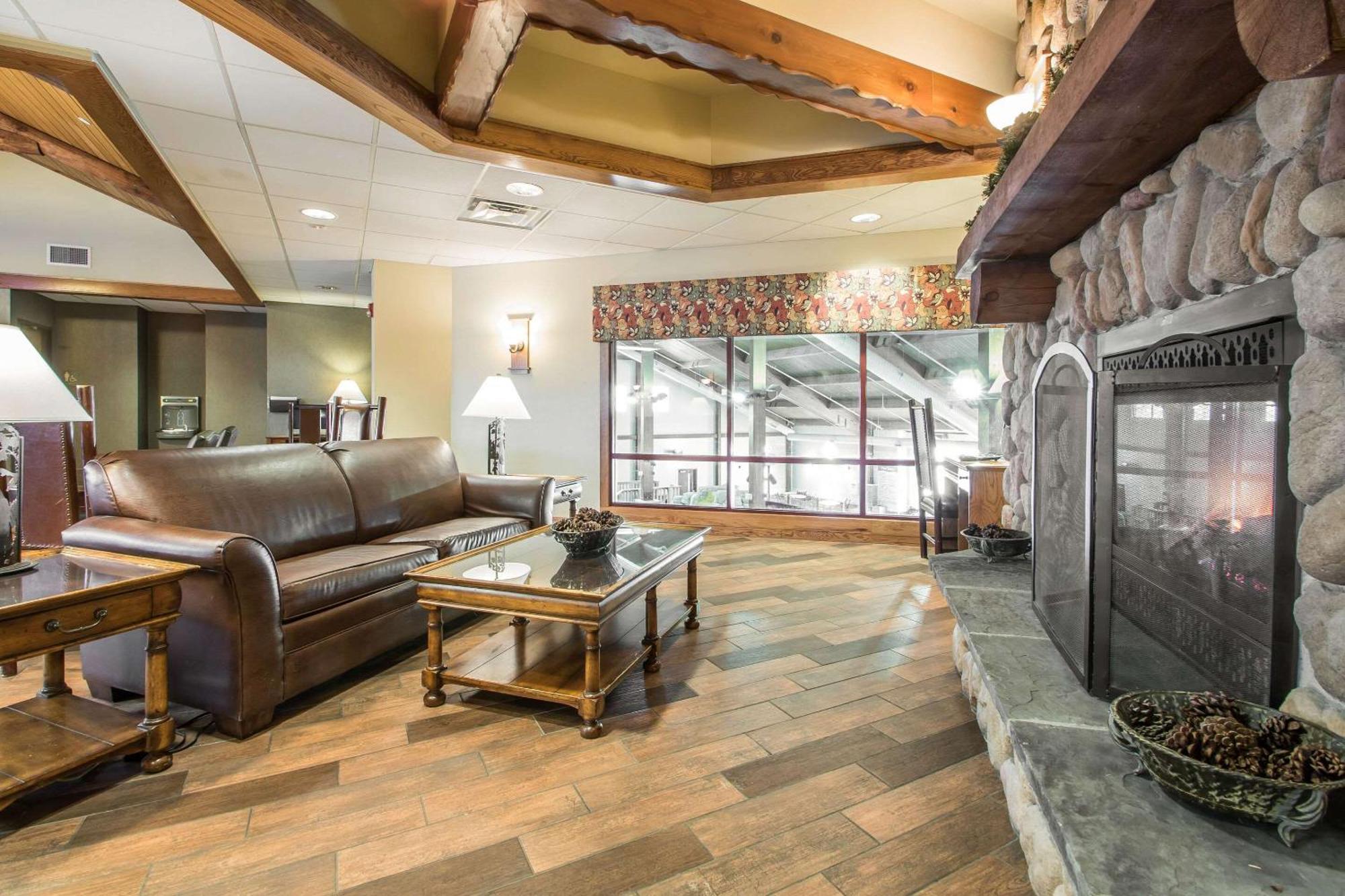 Bluegreen Vacations Christmas Mountain Village, An Ascend Resort Wisconsin Dells Eksteriør billede